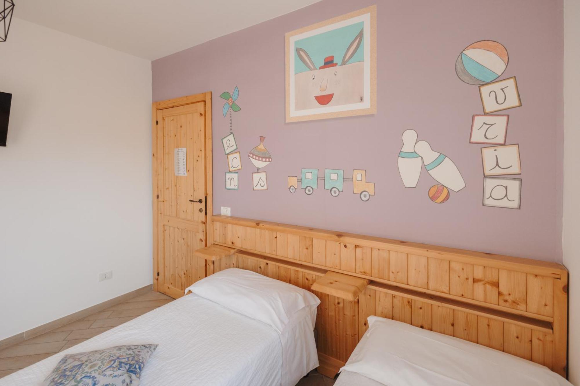 La Casa Di Pinocchio Hotel Enna Bagian luar foto